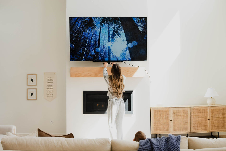 Home Theater Gift Guide Ideas for the Ultimate Entertainment Space movie night